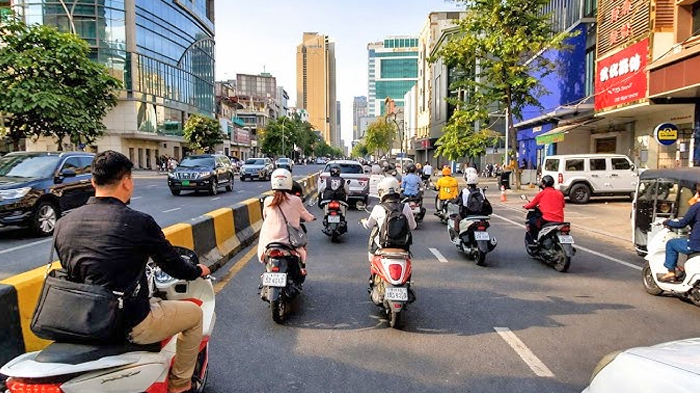 driving-in-cambodia-for-first-time-travelers