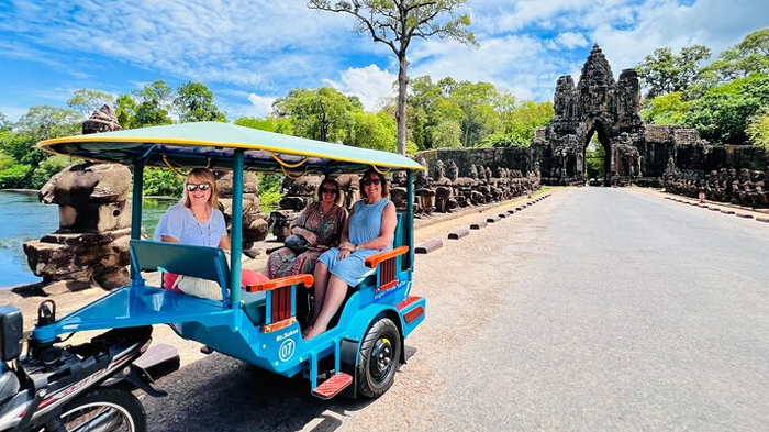 tuk-tuk-angkor-temple-tour