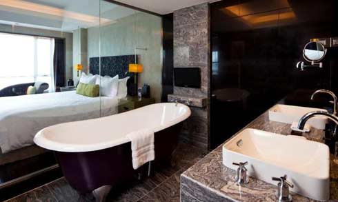 Saigon Sofitel Plaza Bathroom