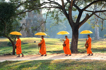 INT-CL-CLHT12 12 Days Cambodia and Laos Tour with Visiting Floating Village of Kampong Phluk