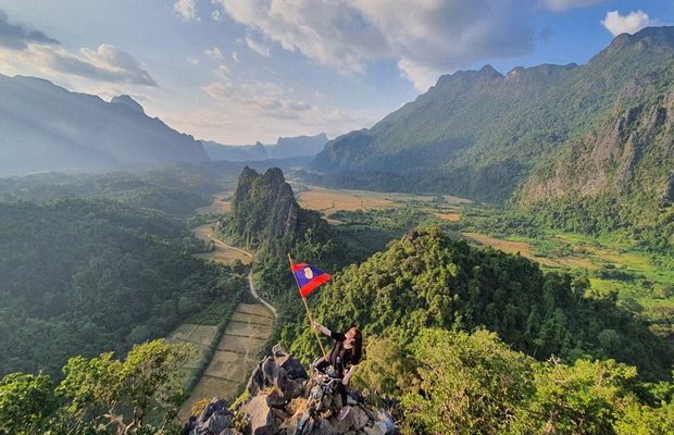 INT-L-CL09 9 Days Vientiane, Vang Vieng and Luang Prabang Tour