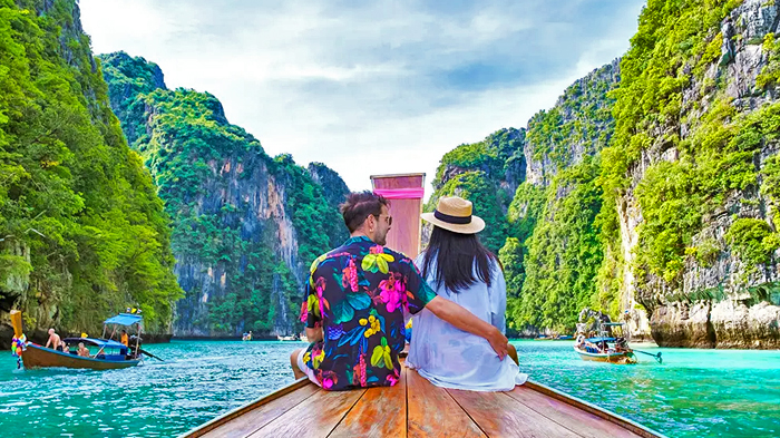 krabi-couples-seascape