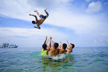 INT-VC-ET11 11 Days Essence of Vietnam and Cambodia Tour