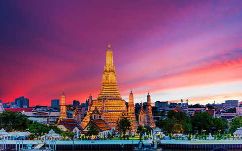 Pink-themed Attractions in 2025