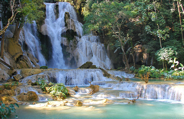 laos tour