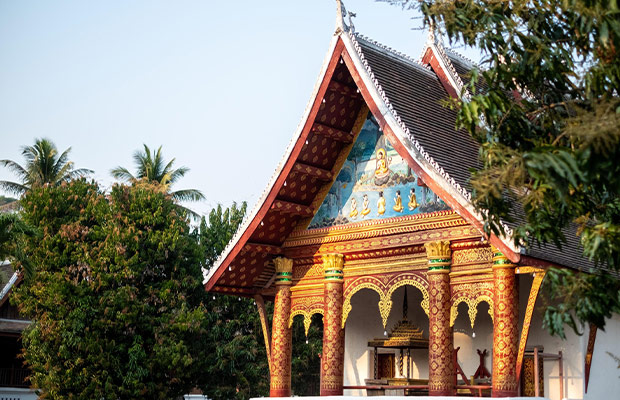 laos tour