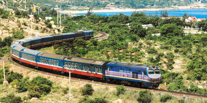 vietnam-train
