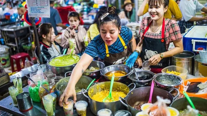 street-food-safety-vietnam-cambodia