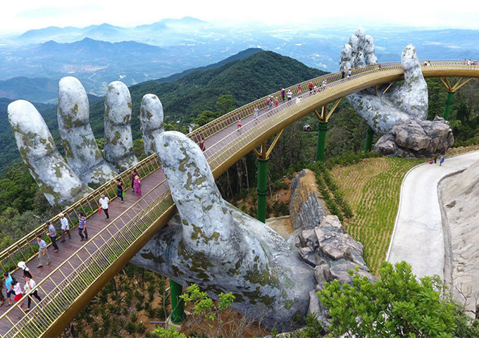 Da Nang Golden Bridge