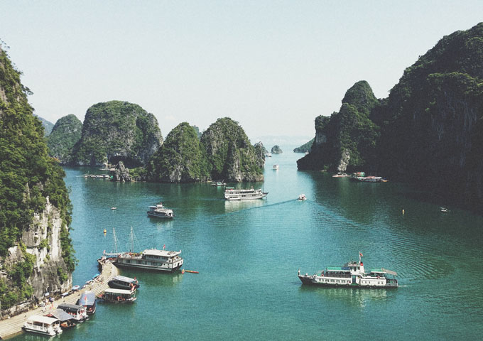 travel to vietnam from thailand