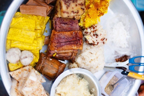 Burmese sweet snacks