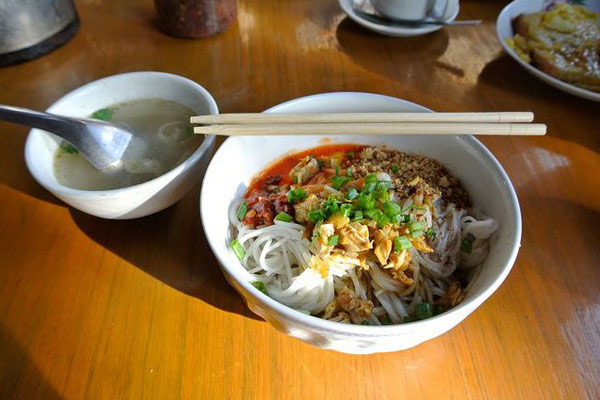 Shan-style noodles