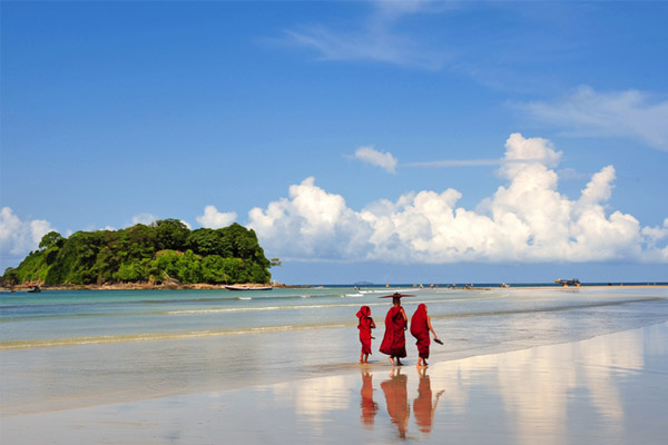 Ngwesaung Beach in Myanmar