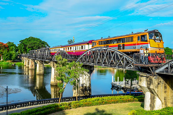 luxury train travel thailand